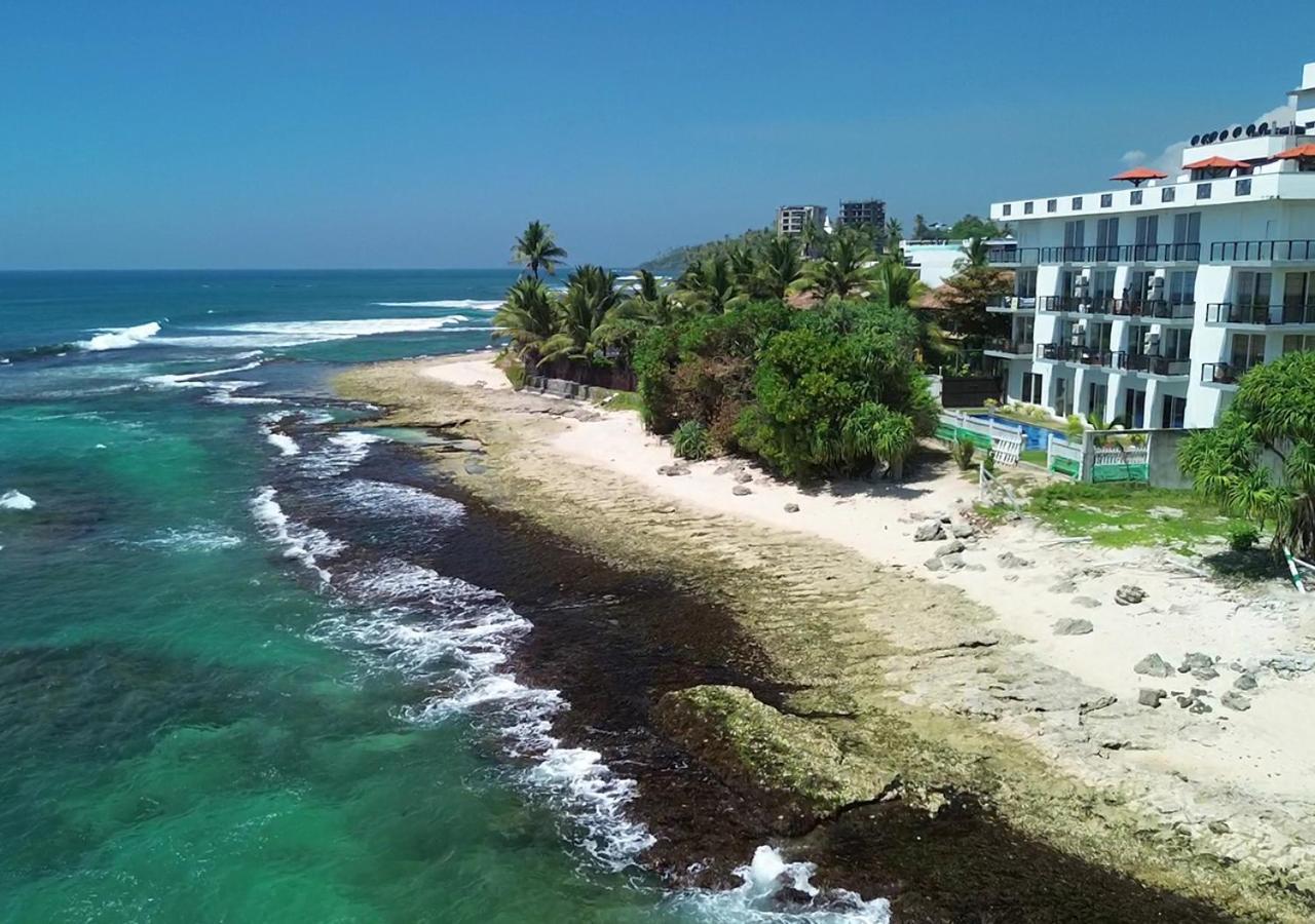 Ara Beach Resort Mirissa Esterno foto